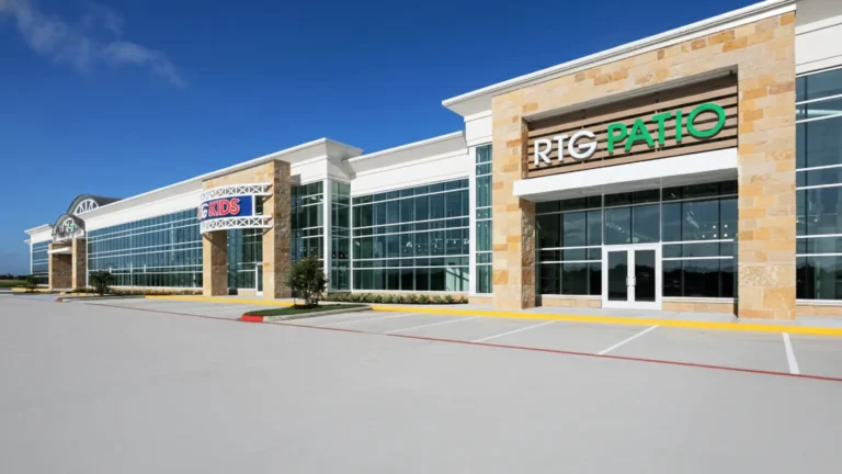 Rooms To Go Retail Center in Houston TX - exterior view showing multiple tenant entries, by Keeton Construction Services