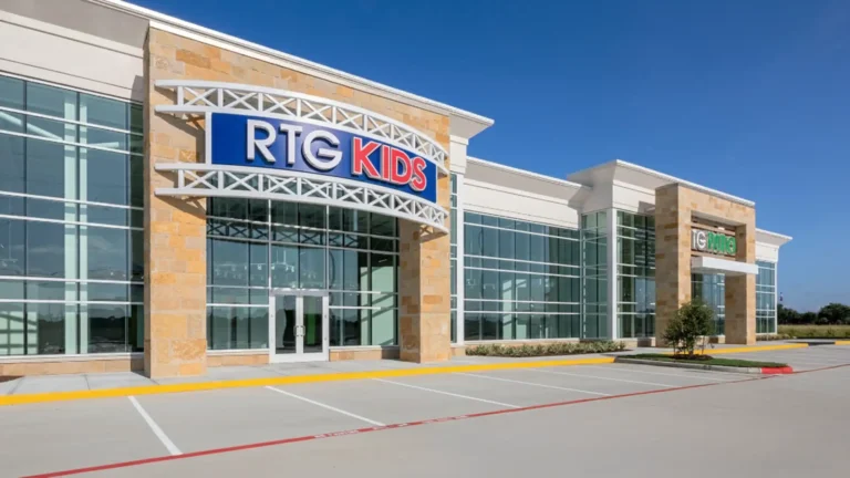 Rooms To Go Retail Center in Houston TX - RTG Kids entrance with arched canopy, built by Keeton Construction Services