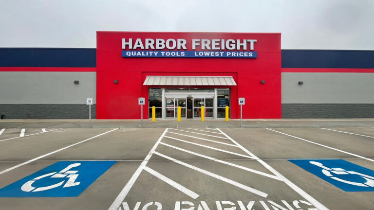 Exterior storefront of the Harbor Freight Baytown project by Keeton Construction Services, Baytown, TX